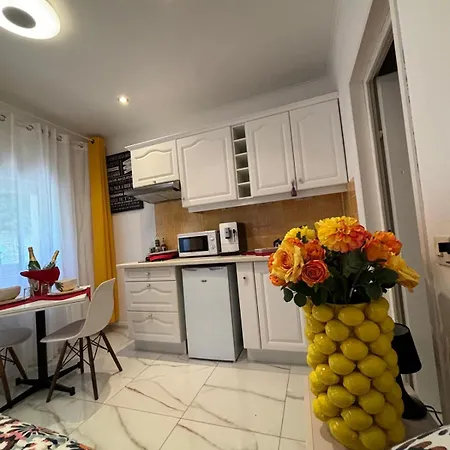 Marie Cosy Apartment Sanary-sur-Mer