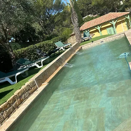 Marie Cosy * Sanary-sur-Mer